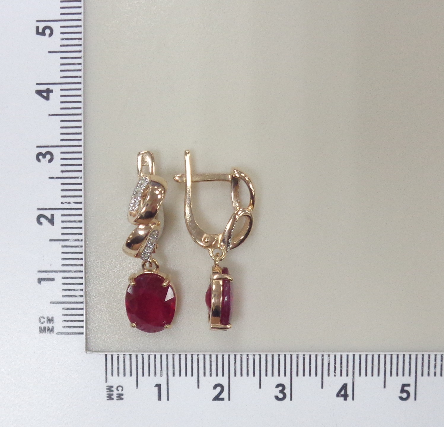 Серебряные серьги с рубинами